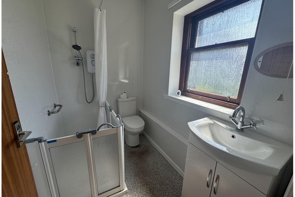 136 Brooms Road,
Dumfries,
DG1 2DZ - image 10