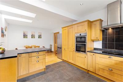 9 Cramond Park, Cramond, Edinburgh, EH4 6PX - image 8