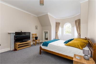 Flat 6/3,
Douglas Crescent,
West End,
Edinburgh,
EH12 5BB - image 12