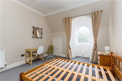 Flat 6/3,
Douglas Crescent,
West End,
Edinburgh,
EH12 5BB - image 16