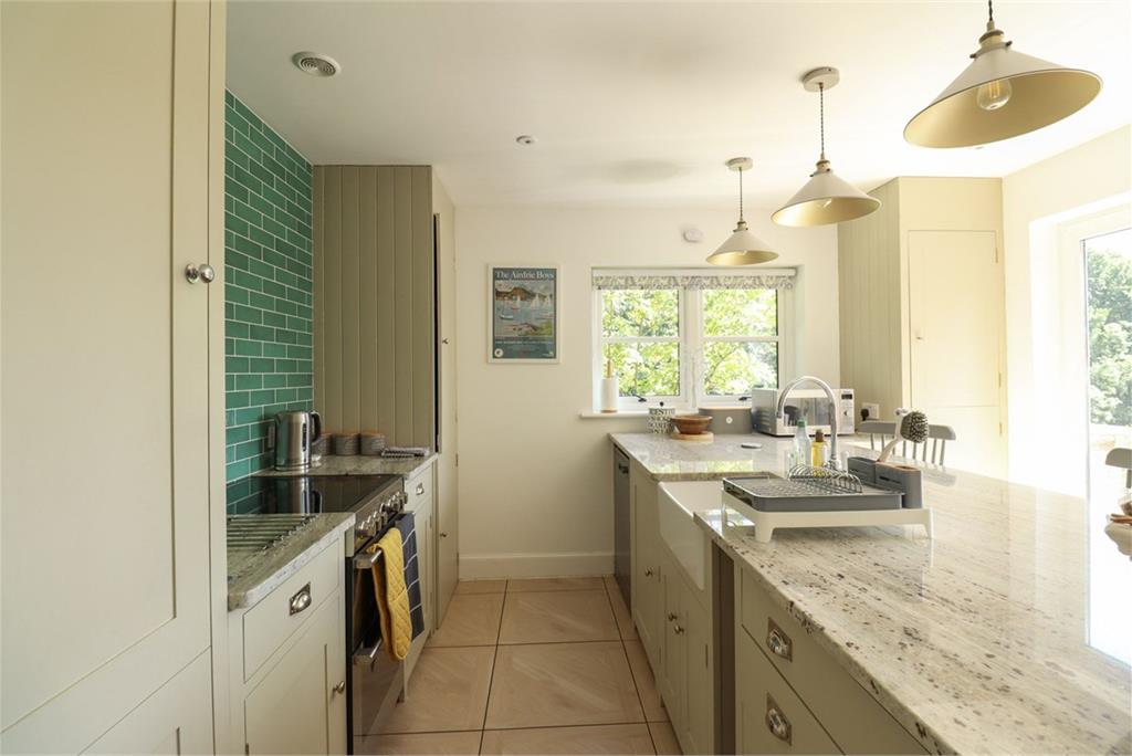Fish House, Monks Way, Tongland, Kirkcudbright, DG6 4NA - image 11