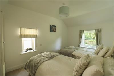 Fish House, Monks Way, Tongland, Kirkcudbright, DG6 4NA - image 13