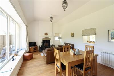 Fish House, Monks Way, Tongland, Kirkcudbright, DG6 4NA - image 4