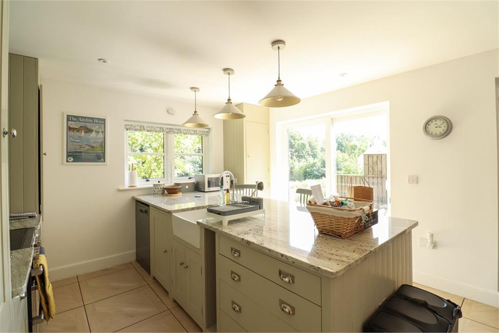 Fish House, Monks Way, Tongland, Kirkcudbright, DG6 4NA - image 9