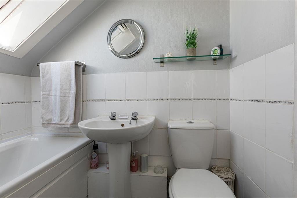 Fuchsia Cottage, 38, Tower Street, Selkirk, TD7 4LS - image 28