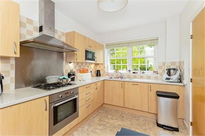 17 Esk Bridge, Penicuik, EH26 8QR - image 5