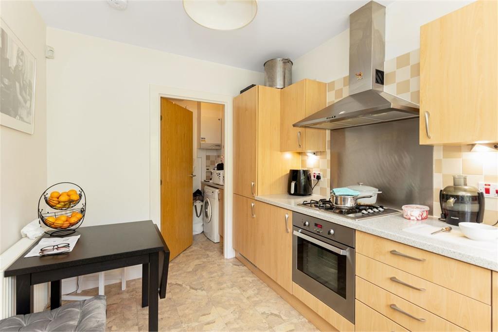17 Esk Bridge, Penicuik, EH26 8QR - image 6