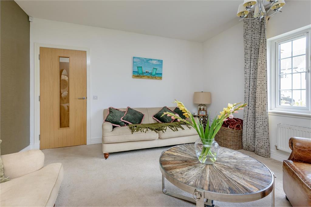 3 Sim Forth,
North Berwick,
East Lothian
EH39 5FD - image 5
