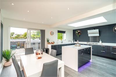 1 St Colme Drive, Dalgety Bay, Fife, KY11 9LQ - image 5