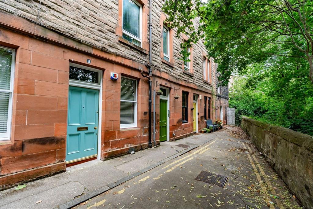 10 1F1 Largo Place Leith Edinburgh EH6 4AG Property History 2 10-1f1-largo-place-leith-edinburgh-eh6-4ag-property-history-2