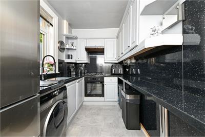 105 Pirniefield Place, EDINBURGH, EH6 7PY - image 4