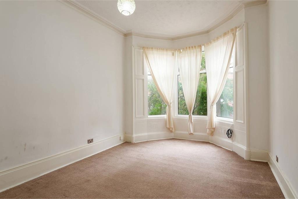 0/2, 3 Clifford Place, Cessnock, Glasgow, G51 1NS - image 2