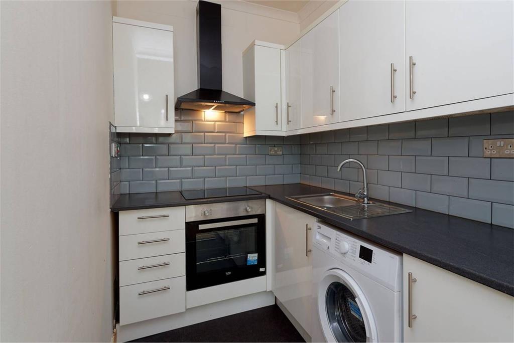 0/2, 3 Clifford Place, Cessnock, Glasgow, G51 1NS - image 5