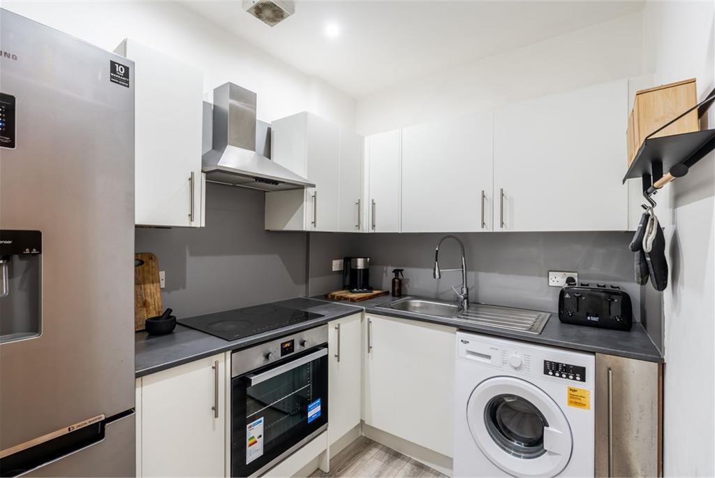 6/4 Dudley Avenue South, Edinburgh, EH6 4PJ - image 2