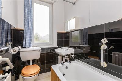 70 Relugas Road, Grange, Edinburgh, EH9 2LZ - image 4