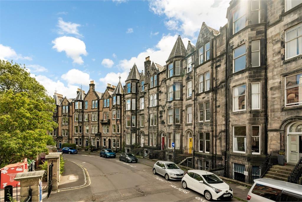 7/1 Warrender Park Crescent, Marchmont, Edinburgh, EH9 1DX - image 1