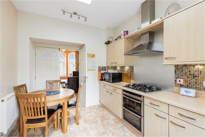6 Mount Alvernia, Liberton, Edinburgh, EH16 6AW - image 5
