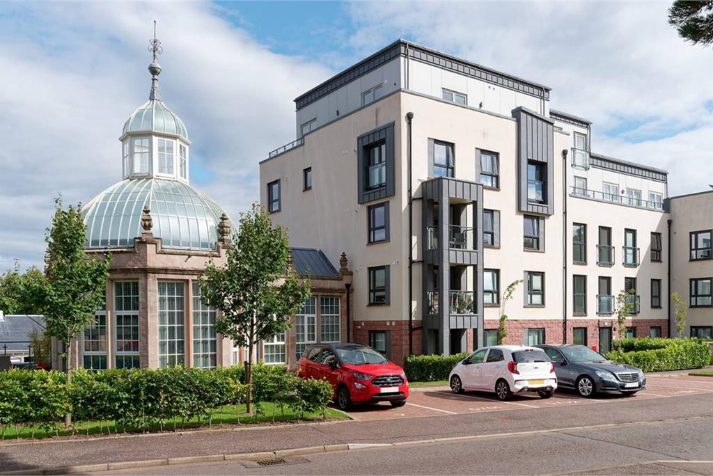 Flat 2/1, 12 Hollybush Lane, , PA14 6QZ - image 14