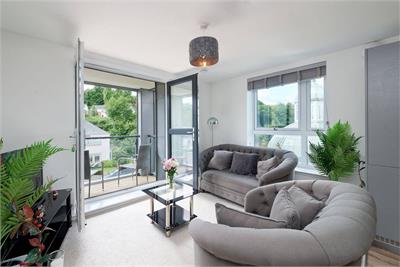 Flat 2/1, 12 Hollybush Lane, , PA14 6QZ - image 4