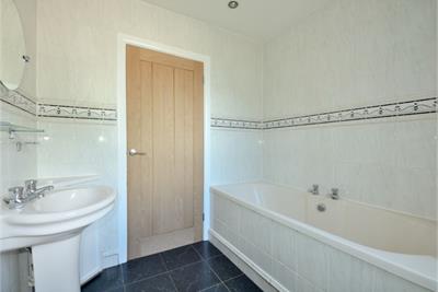 Broomhills Bungalow,
Hawick,
TD9 8TJ - image 5