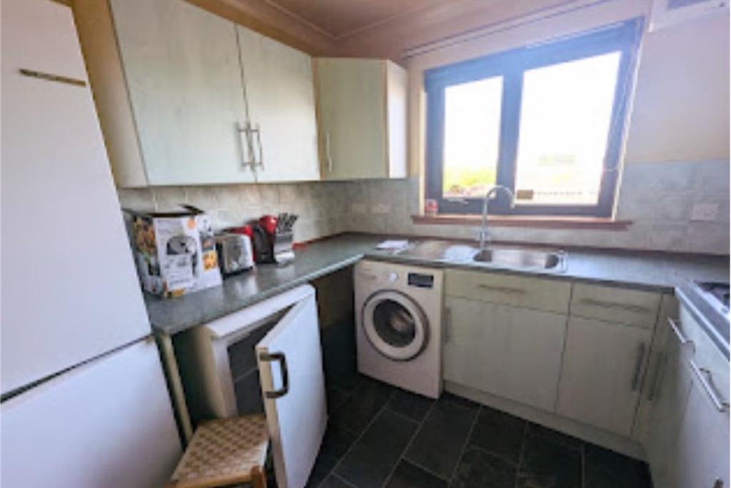 24 Jardington Court
Dumfries
DG2 0LQ - image 5