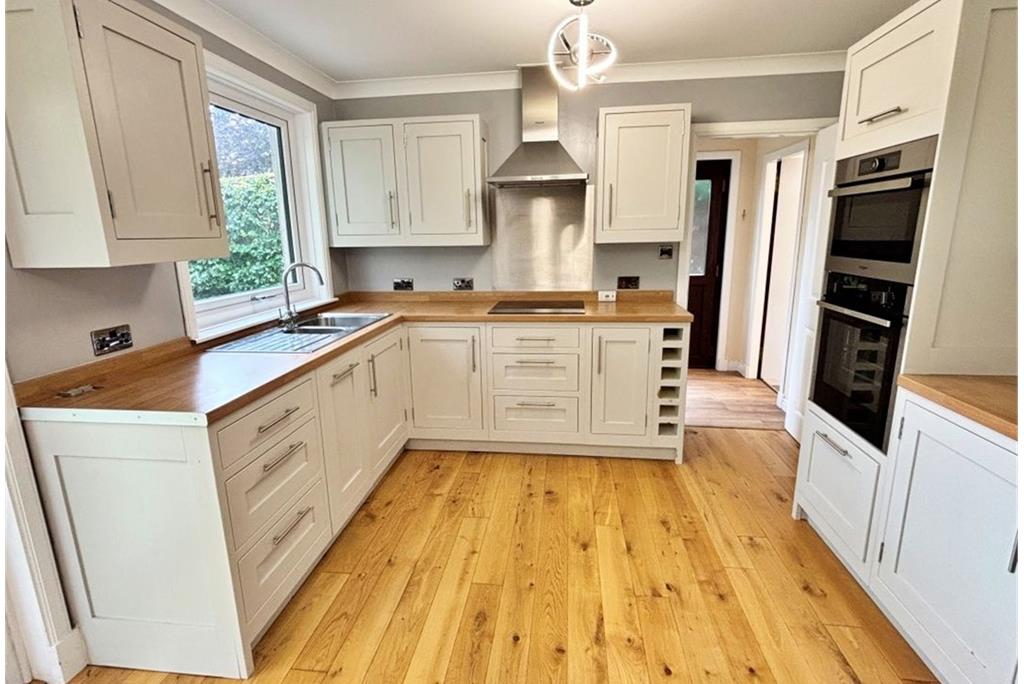Beechwood,
Port Road,
Haugh of Urr,
Castle Douglas,
DG7 3JW - image 3