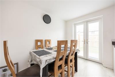 24 Pringle Terrace, Edinburgh, EH16 4JE - image 3