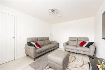 24 Pringle Terrace, Edinburgh, EH16 4JE - image 5