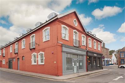 Flat 3, 15 Market Place, North Berwick, EH39 4JF - image 3
