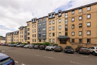 6/23 Roseburn Drive, Edinburgh, EH12 5NS - image 15