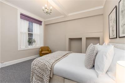 11B Fettes Row,
New Town,
Edinburgh,
EH3 6SE - image 9