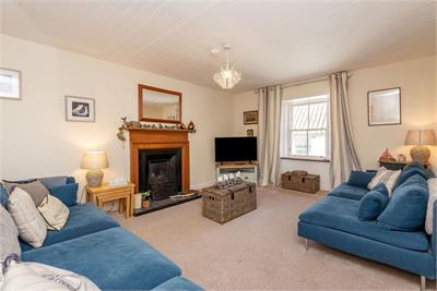 Heron Cottage, 46 George Street, Cellardyke, Anstruther, KY10 3AU - image 3