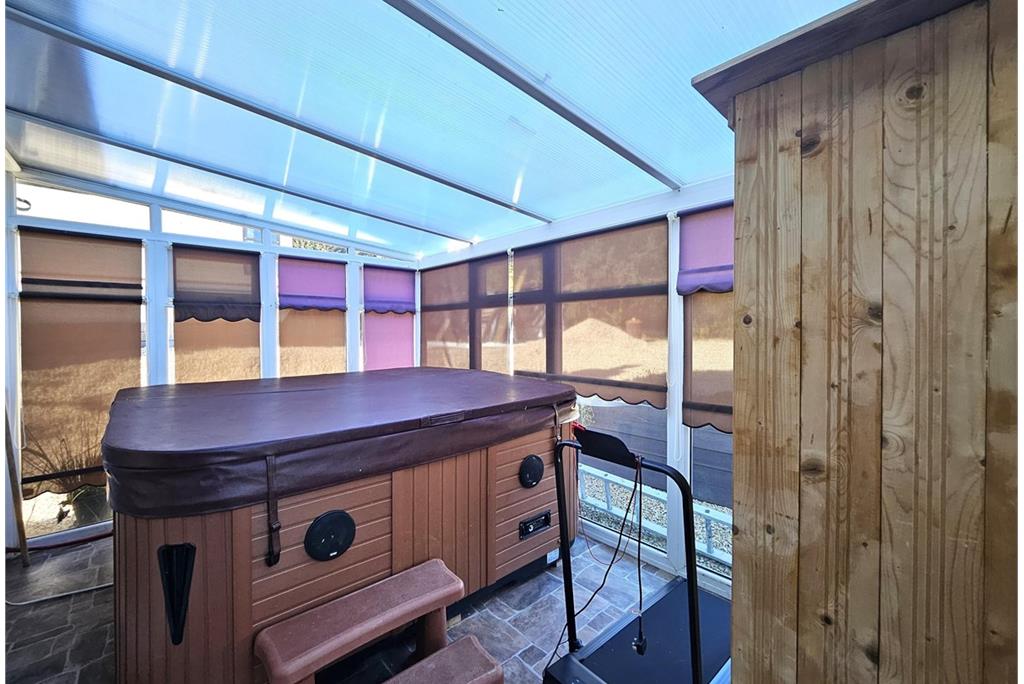 Braehead Farm,
Whiting Bay,
Isle of Arran,
KA27 8RJ - image 18