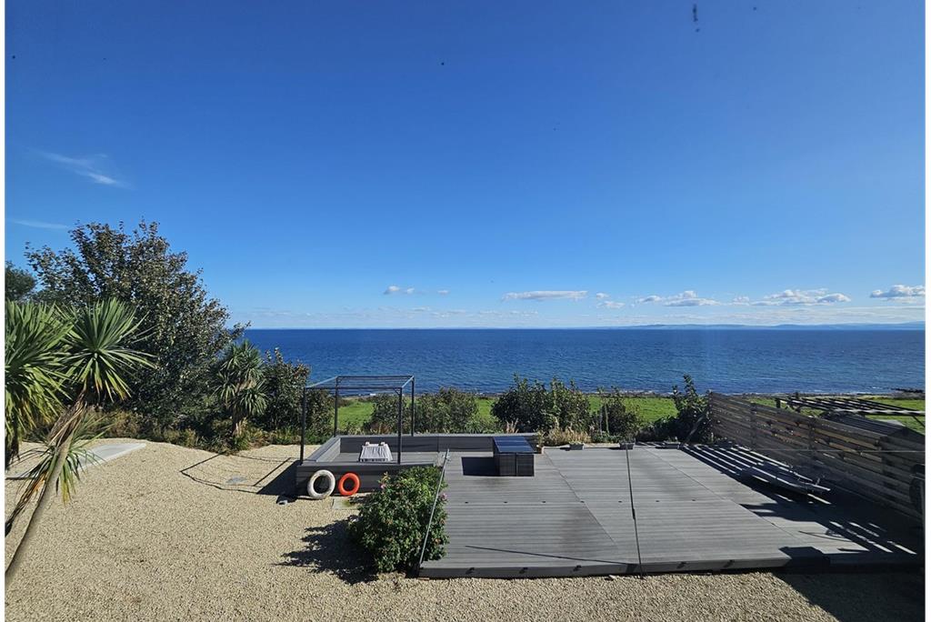 Braehead Farm,
Whiting Bay,
Isle of Arran,
KA27 8RJ - image 3