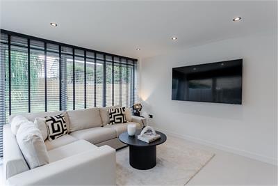 23 Dechmont Road, Corstorphine,
Edinburgh,
EH12 8JF - image 4