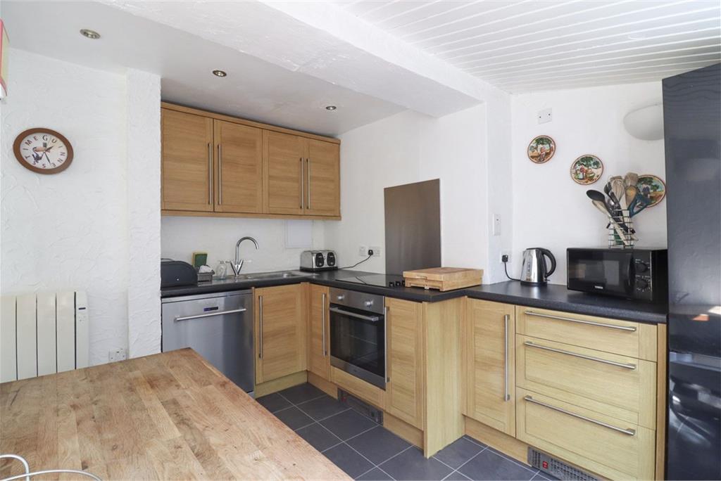 Hazelmount Cottage,
1 Quarry Road,
Kippford,
DG5 4LN - image 5