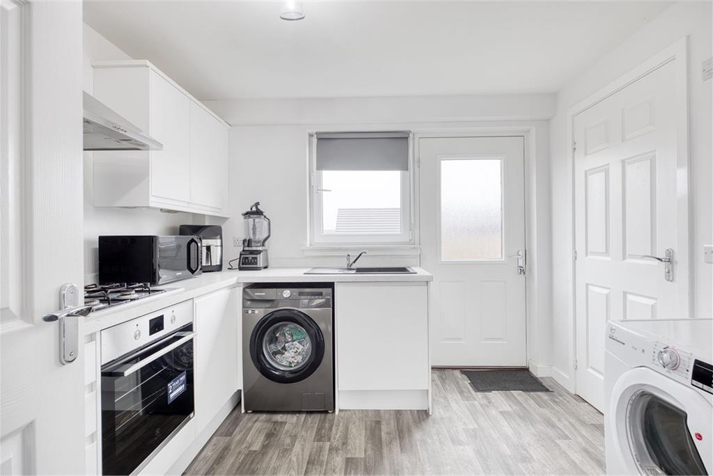 71 Brocken Brigg Road,
Edinburgh,
EH17 8YY - image 6
