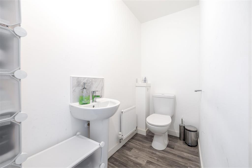 71 Brocken Brigg Road,
Edinburgh,
EH17 8YY - image 10
