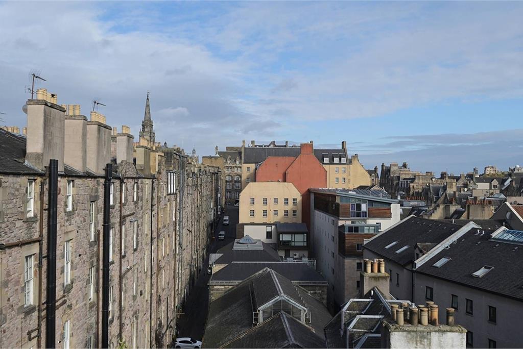4/7 Infirmary Street, Old Town, EH1 1LT - image 14