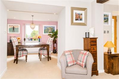 Castle House,
27 High Street,
Kirkliston,
EH29 9AY - image 16