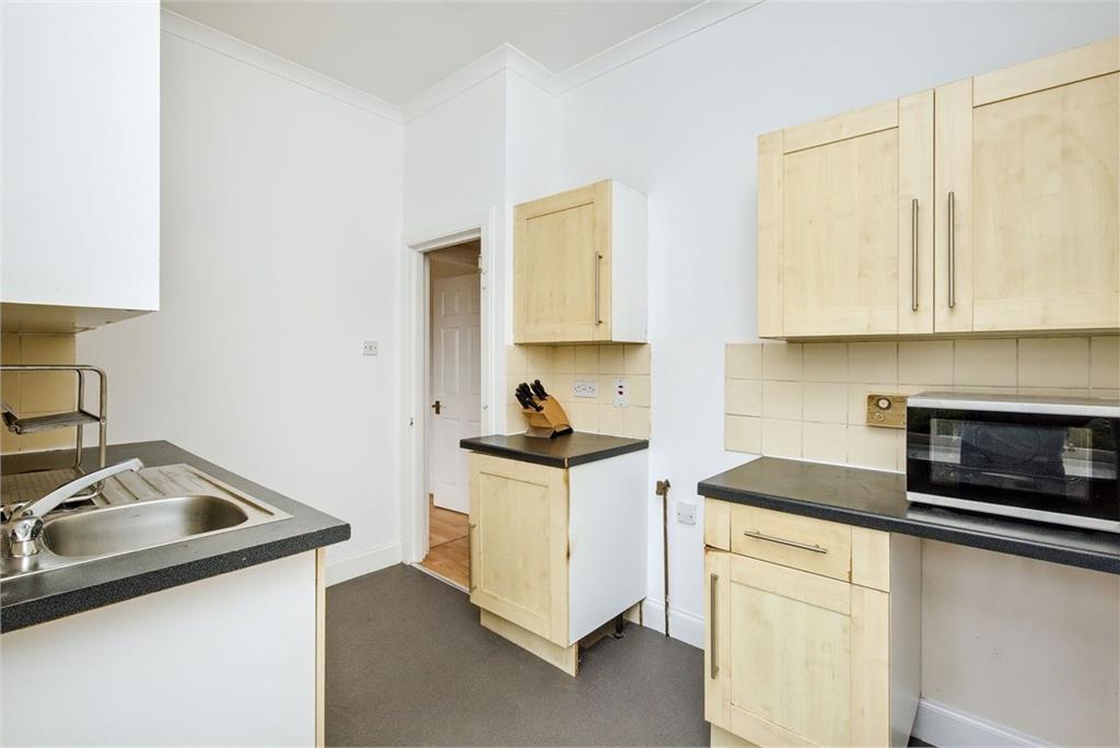 Flat 4, 9, Seacot, Edinburgh, EH6 7QS - image 5