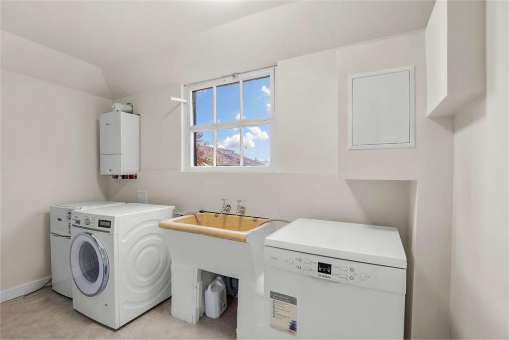 Thornbank, 630 Lanark Road, Juniper Green, EH14 5EW - image 15