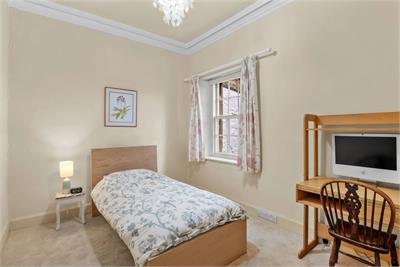 Thornbank, 630 Lanark Road, Juniper Green, EH14 5EW - image 6