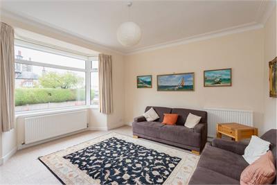 4 Balwearie Gardens, , Kirkcaldy, KY2 5LU - image 2