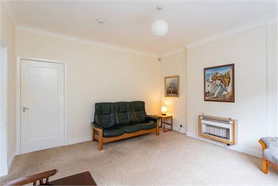 4 Balwearie Gardens, , Kirkcaldy, KY2 5LU - image 4