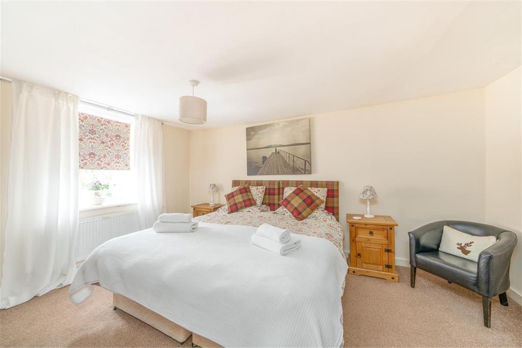 38 High Street,
Coldstream,
TD12 4AS - image 10