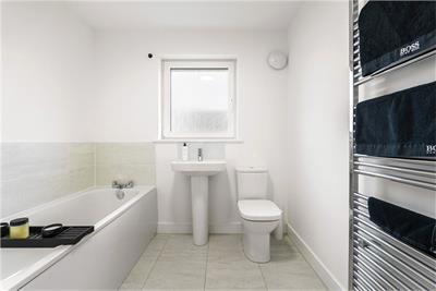 2 Niven Way, West Craigs, Edinburgh, EH12 8FP - image 20