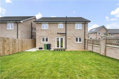 2 Niven Way,
West Craigs,
Edinburgh,
EH12 8FP - image 27