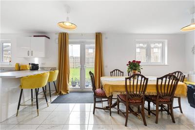2 Niven Way,
West Craigs,
Edinburgh,
EH12 8FP - image 7