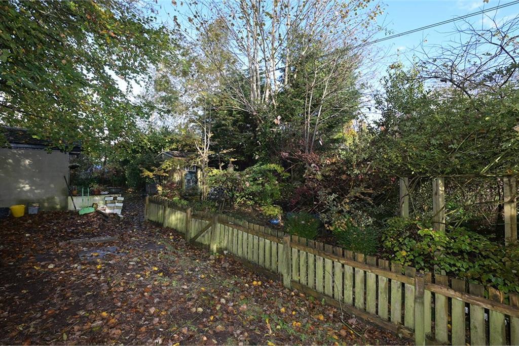 14A Busby Road, Carmunnock Clarkston, G76 9BP - image 20